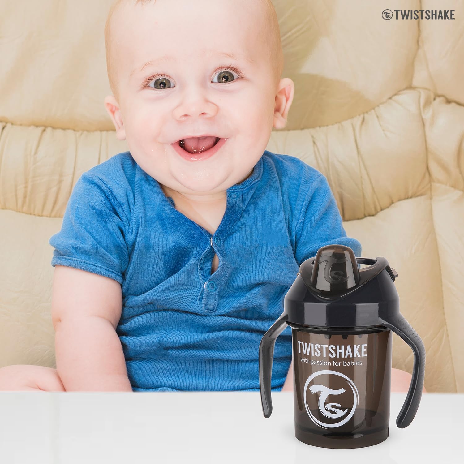 Twistshake Mini Cup – black 230ml (4+ Months)
