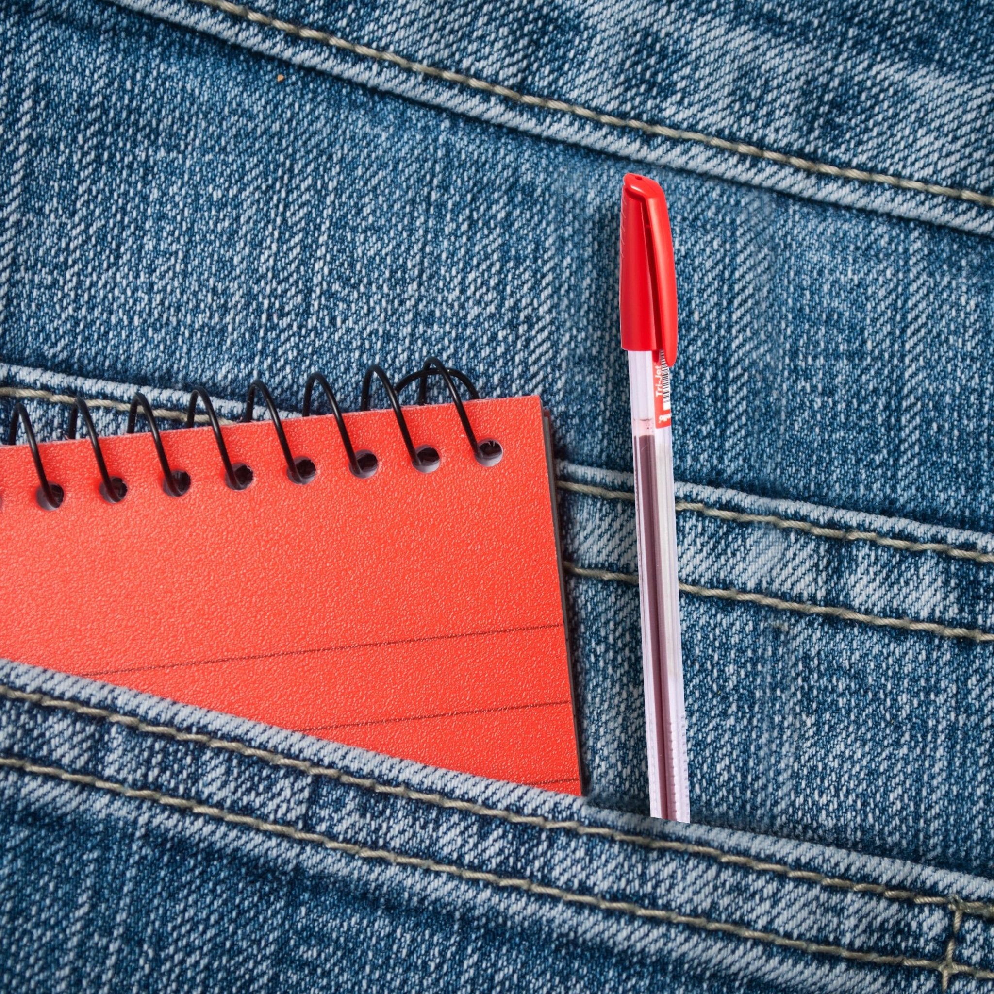 Cello Tri - Jet Ballpoint Pens Extra Grip Biros 1.0 mm, Red Pens, Pack Of 10 - Infinity Market